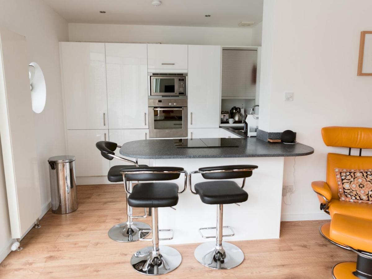 Pass The Keys Stylish 2Bed Rental Unit Glasgow Green Exterior foto